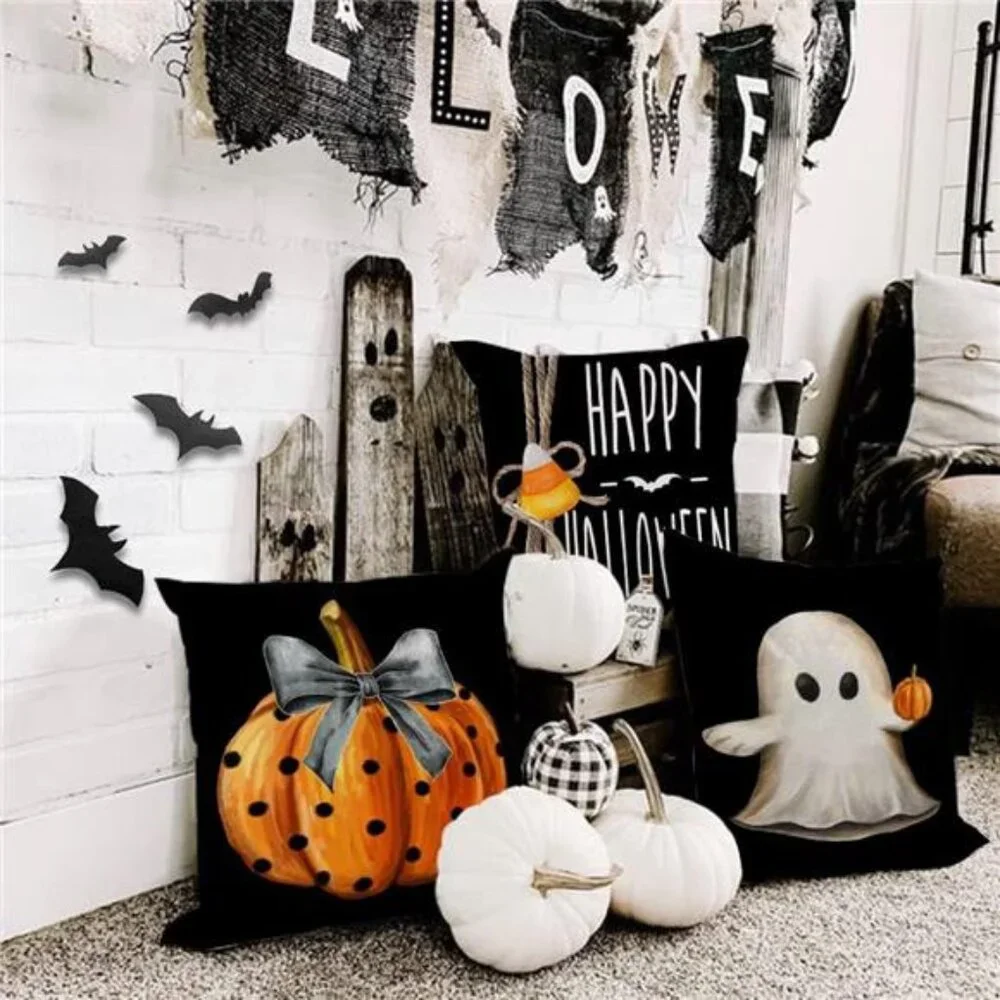Set of 4 Halloween Pillow Covers 18x18 inch - Pumpkin & Ghost Trick or Treat Déc